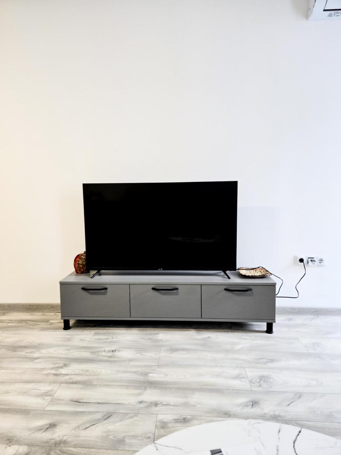 Stylish 2 Bdr At An Excellent Location * Sofia